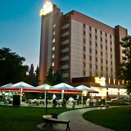 Druzhba Hotel Kryvyi Rih Exterior foto